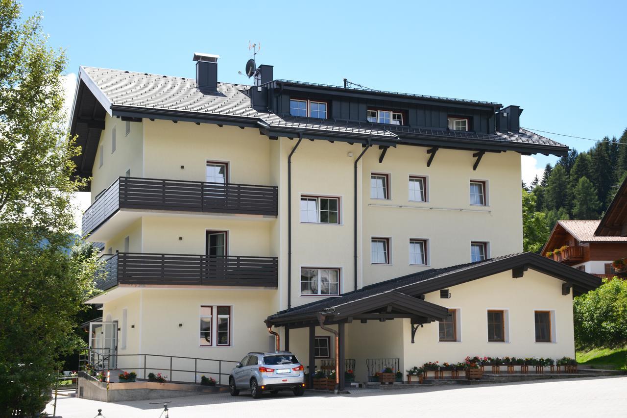Casa Baldelli Hotel Dobbiaco Exterior photo