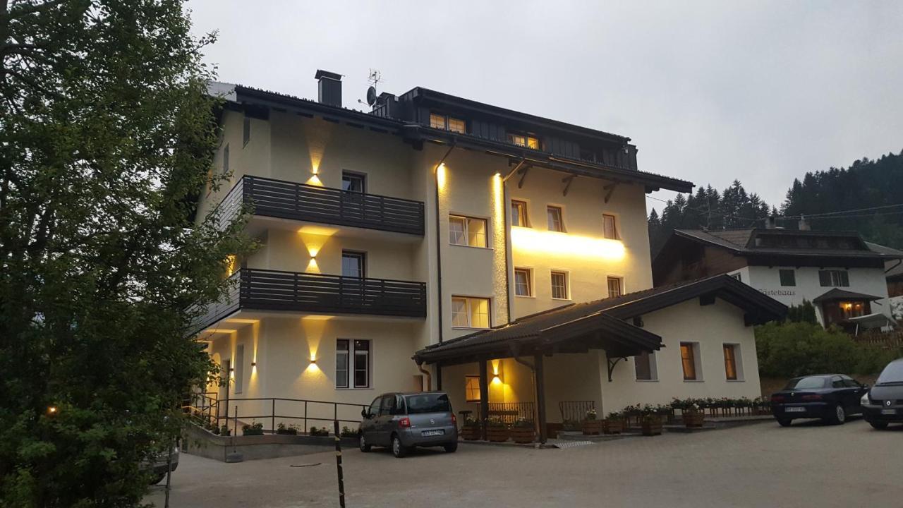 Casa Baldelli Hotel Dobbiaco Exterior photo